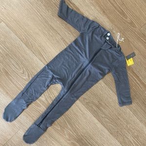 Kyte Baby onesie footie 6-12 months NWT charcoal  colored